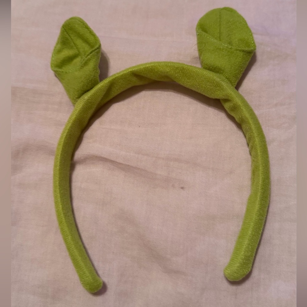 Shrek & Fiona Accessories - Picture 3 of 5